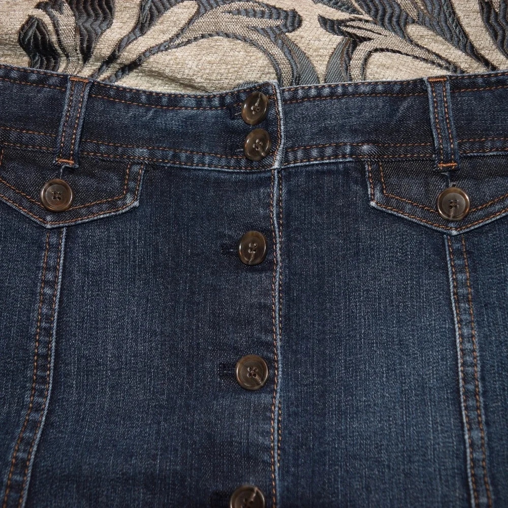 Ann Taylor petite 8 - Picture 3 of 4